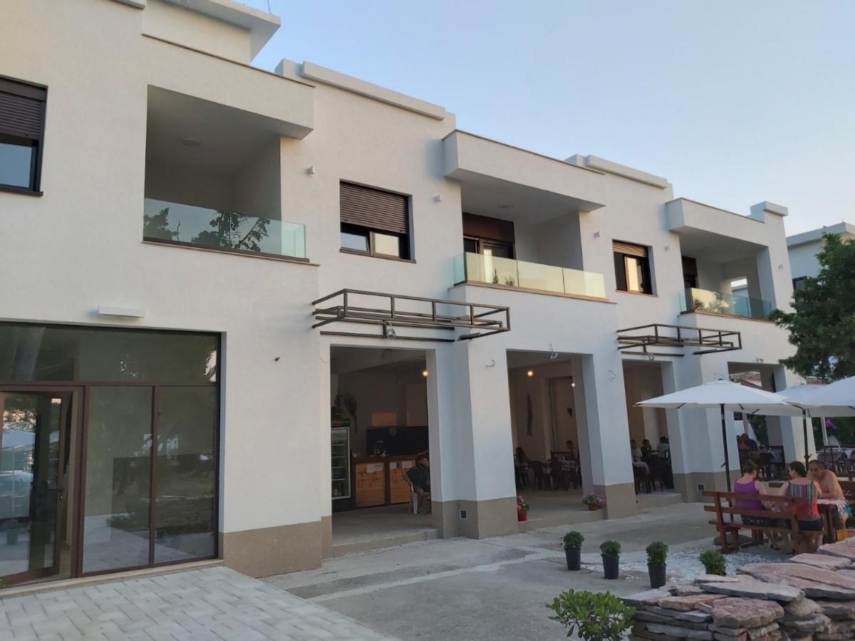 Zia Apartments Бар Екстериор снимка